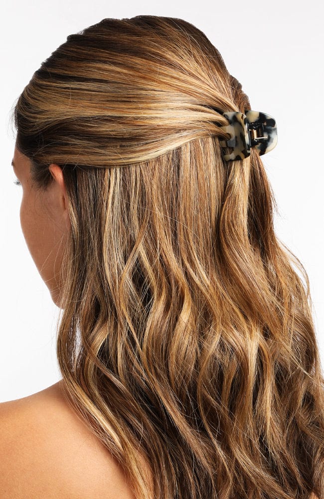 Medium Gallery Claw Clip - Classic